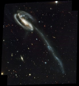 Thiên hà Nòng Lọc Arp 188