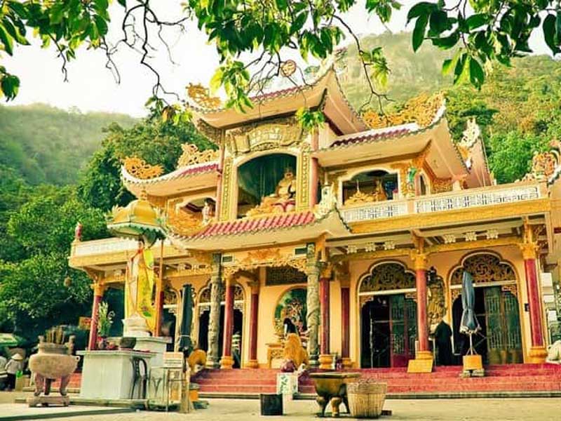 Chùa Linh Sơn Tiên Thạch (Chùa Bà Chúa Thượng)