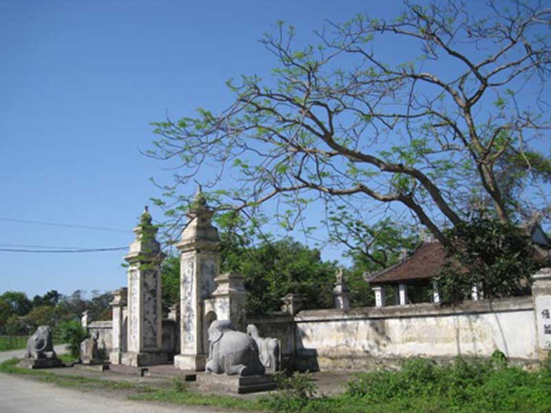 Đền thờ Nguyễn Nghiễm